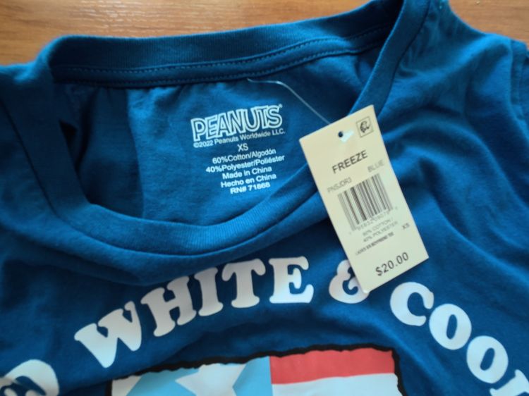 เสื้อยืด Peanuts สีน้ำเงิน รูปที่ 3