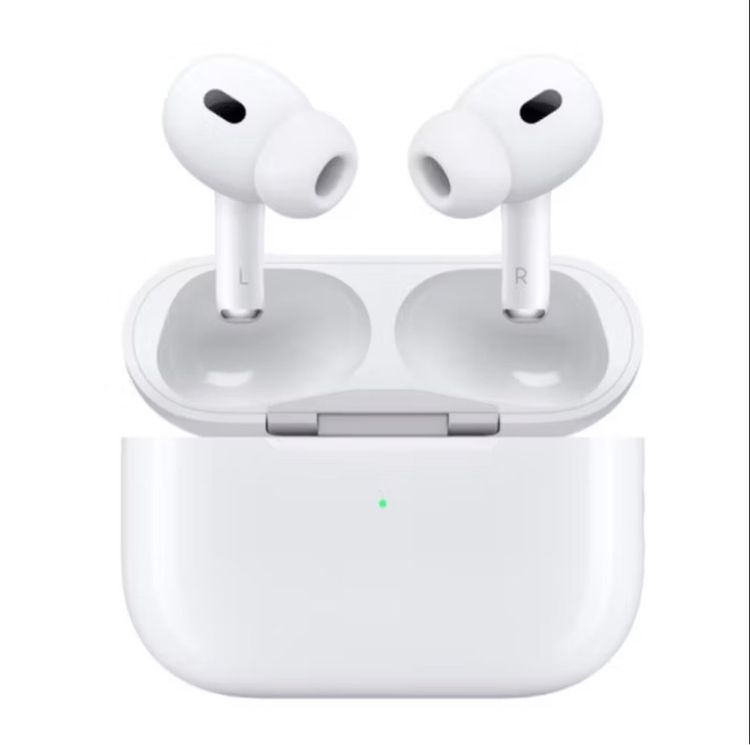 AirPods Pro 2nd Gen Magsafe USB-C สภาพภายนอกสวย ไร้รอย คุณภาพเสียงแบบโปร ใหม่ ยกกล่อง อายุเกินปี