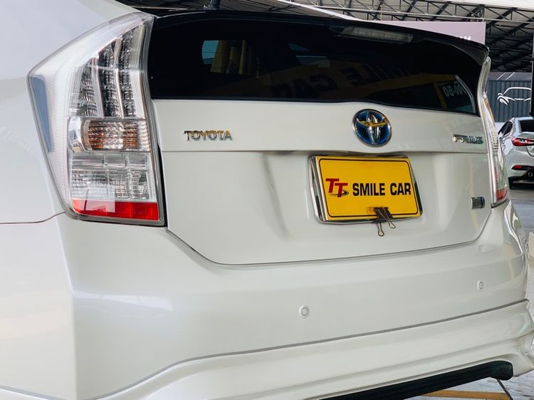 Toyota Prius 2012 1.8 Hybrid Top Grade Sedan ไฮบริด ไม่ติดแก๊ส เกียร์อัตโนมัติ ขาว รูปที่ 3