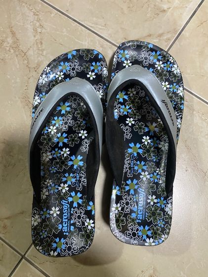 รองเท้าแตะ