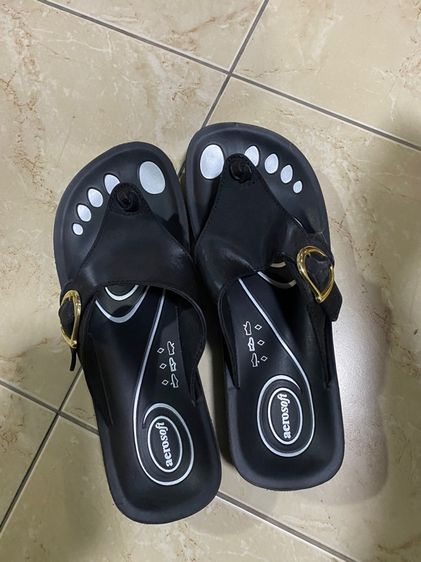 รองเท้า รูปที่ 3