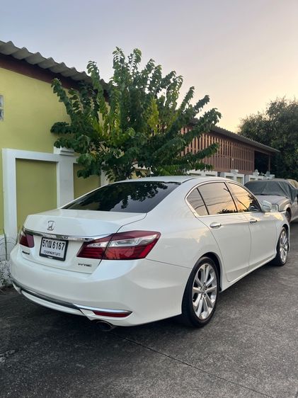 Honda Accord 2016 2.4 EL i-VTEC Sedan เบนซิน ไม่ติดแก๊ส เกียร์อัตโนมัติ ขาว รูปที่ 4