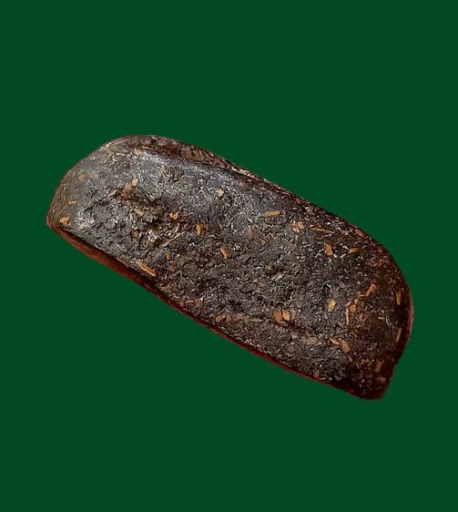 พระปิดตาหลังแบบหลวงพ่อแก้วเนื้อโซนกะลา รูปที่ 5