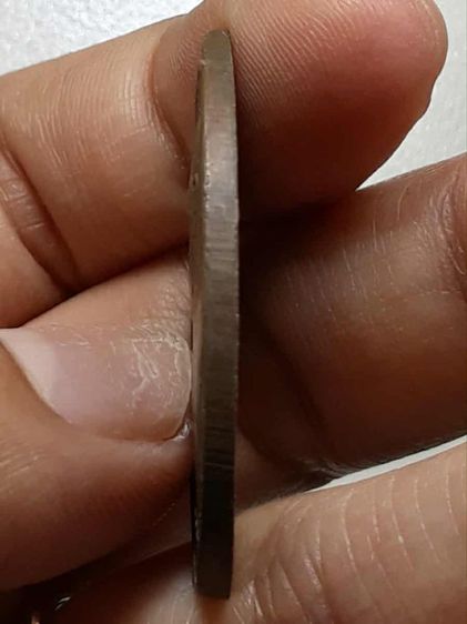 เหรียญหลวงปู่ฝั้น รุ่นแรก เนื้อทองแดง รูปที่ 3