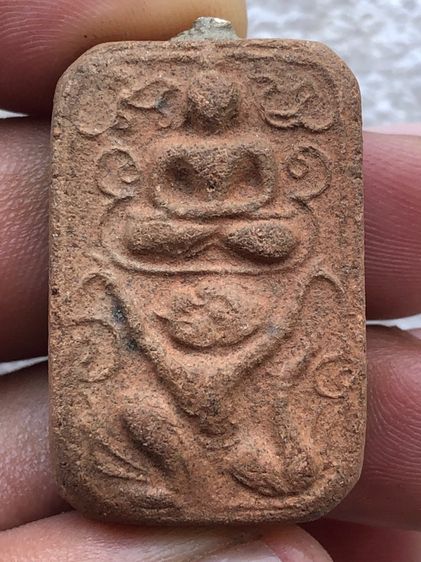 พระดินไม่ทราบที่  รูปที่ 2