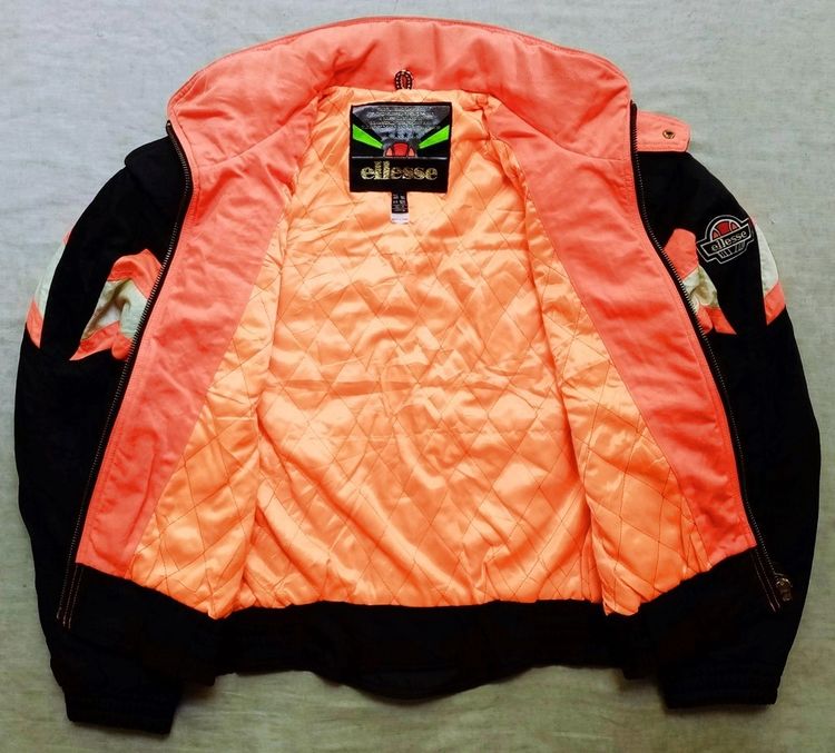 แจ๊คเก็ตผู้ชาย ellesse สีเข้ม  รูปที่ 16