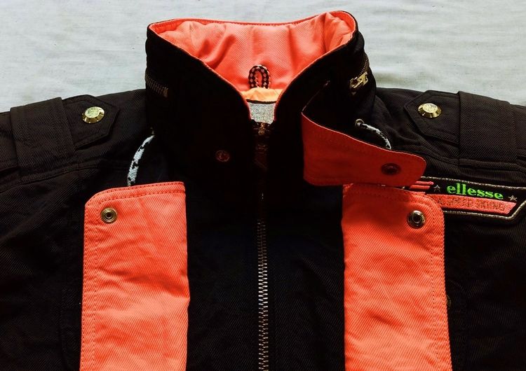 แจ๊คเก็ตผู้ชาย ellesse สีเข้ม  รูปที่ 10