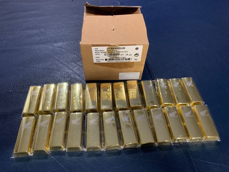 📌📌 💯 ขาย เหมา 24 ชิ้น USB 2.0 แฟลชไดร์ฟ USB ทองแท่งขนาด 8GB   ใหม่เก่าเก็บ ยังไม่ได้ใช้งาน รูปที่ 7