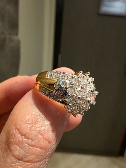แหวนหัวเพชร สวย รุ่นเก่าเดิมๆ สวยหายาก พร้อมส่ง ของที่บ้าน ขายตามสภาพ พร้อมส่งครับ รูปที่ 2