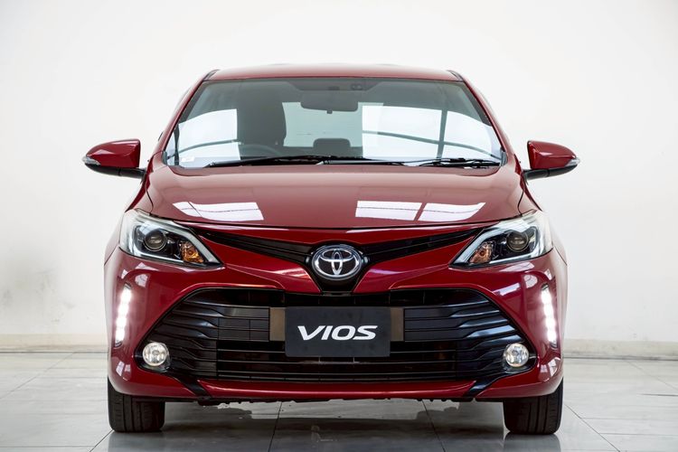 Toyota Vios 2020 1.5 Mid Sedan เบนซิน ไม่ติดแก๊ส เกียร์อัตโนมัติ แดง รูปที่ 4