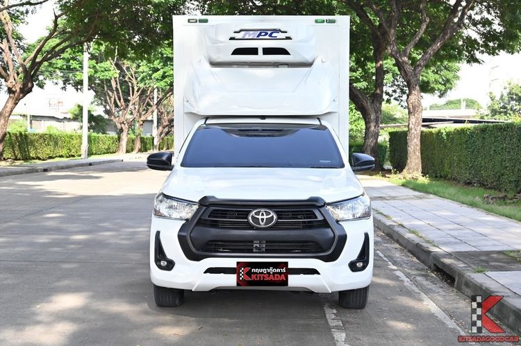 Toyota Hilux Revo 2021 2.4 Entry Pickup ดีเซล ไม่ติดแก๊ส เกียร์ธรรมดา ขาว รูปที่ 2