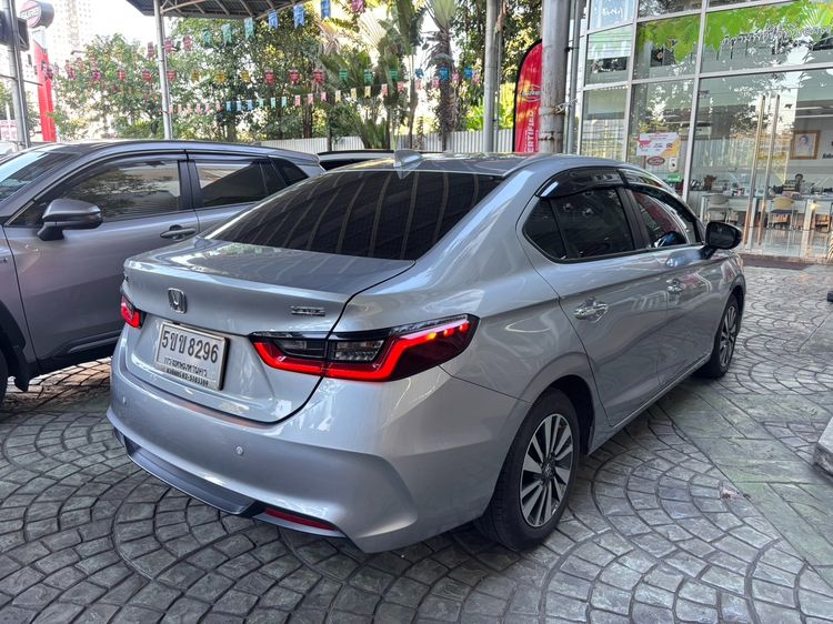 Honda City 2023 1.0 SV Sedan เบนซิน ไม่ติดแก๊ส เกียร์อัตโนมัติ บรอนซ์เงิน รูปที่ 4