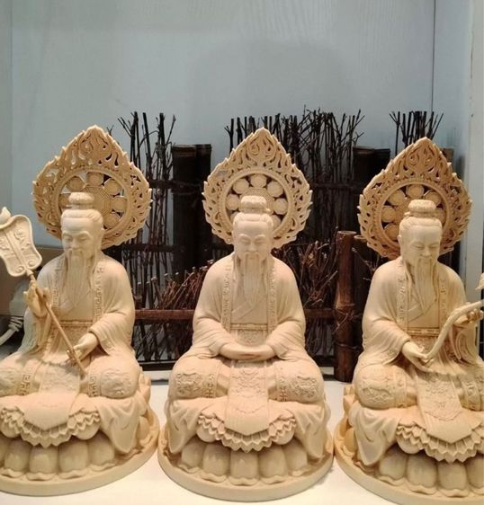 ✨งานไม้แกะฮิโนกิเก่าแท้ “พระผู้บริสุทธิ์ทั้งสาม  รูปที่ 3