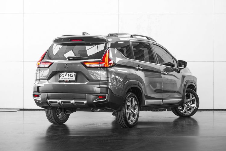 Mitsubishi Xpander 2023 1.5 Cross Utility-car เบนซิน ไม่ติดแก๊ส เกียร์อัตโนมัติ เทา รูปที่ 4