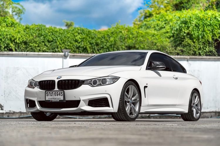รถ BMW Series 4 420d สี ขาว