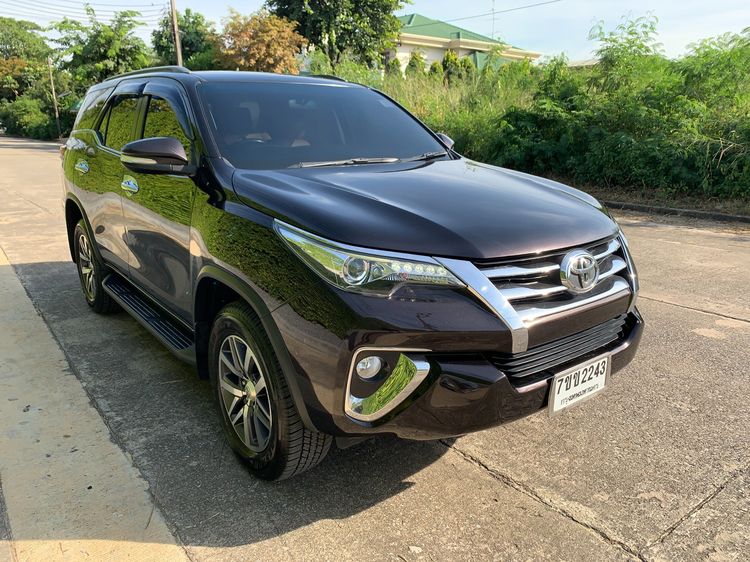Toyota Fortuner 2016 2.8 V 4WD Utility-car ดีเซล ไม่ติดแก๊ส เกียร์อัตโนมัติ น้ำตาล รูปที่ 3
