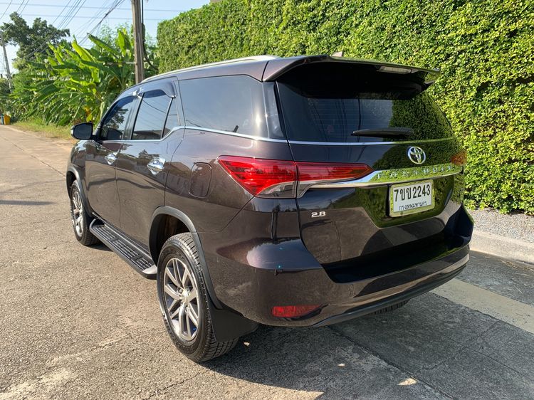 Toyota Fortuner 2016 2.8 V 4WD Utility-car ดีเซล ไม่ติดแก๊ส เกียร์อัตโนมัติ น้ำตาล รูปที่ 4