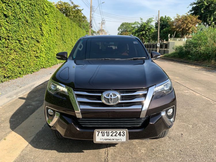Toyota Fortuner 2016 2.8 V 4WD Utility-car ดีเซล ไม่ติดแก๊ส เกียร์อัตโนมัติ น้ำตาล รูปที่ 2