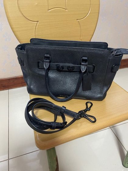 Used Coach Swagger แท้มือสอง