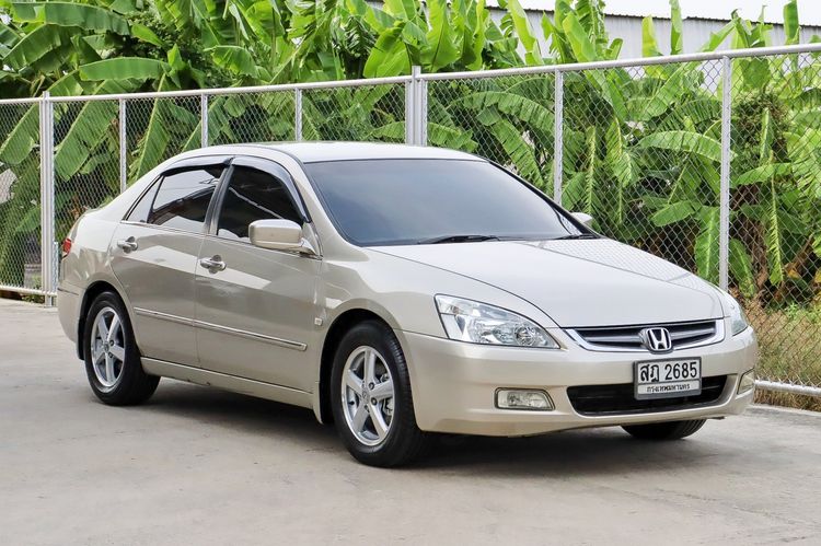 Honda Accord 2005 2.4 E Sedan เบนซิน ไม่ติดแก๊ส เกียร์อัตโนมัติ บรอนซ์ทอง