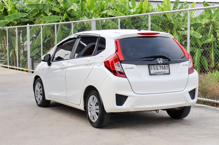 Honda Jazz 2014 1.5 S Sedan เบนซิน ไม่ติดแก๊ส เกียร์อัตโนมัติ ขาว รูปที่ 4