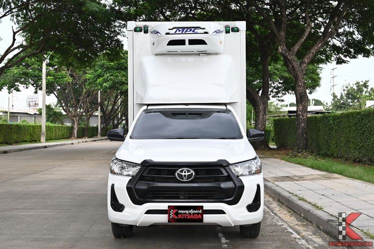 Toyota Hilux Revo 2021 2.4 Entry Pickup ดีเซล ไม่ติดแก๊ส เกียร์ธรรมดา ขาว รูปที่ 2