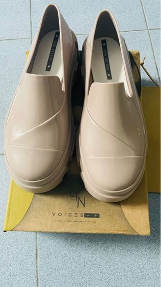 รองเท้าไซด์ 39 มือ 1 ไม่ผ่านการใช้ รูปที่ 2