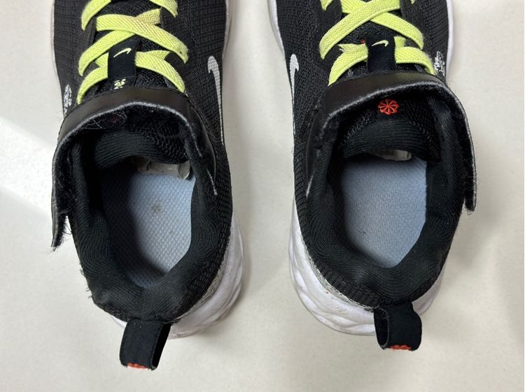 รองเท้า Nike เด็ก ของแท้ ใช้เอง กล่องครบ รูปที่ 4