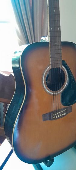 ส่งต่อกีต้าร์โปร่งสภาพดีใช้งานได้เจ้าของไม่ค่อยได้จับใช้ขอส่งต่อคนที่อยากฝึกเล่นกีต้าร์