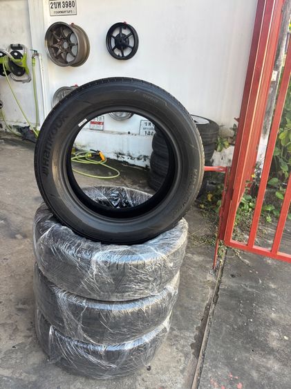 ยาง Hankook ขอบ 15 สภาพสวยๆ ดอกแน่น ยางนิ่มๆ 