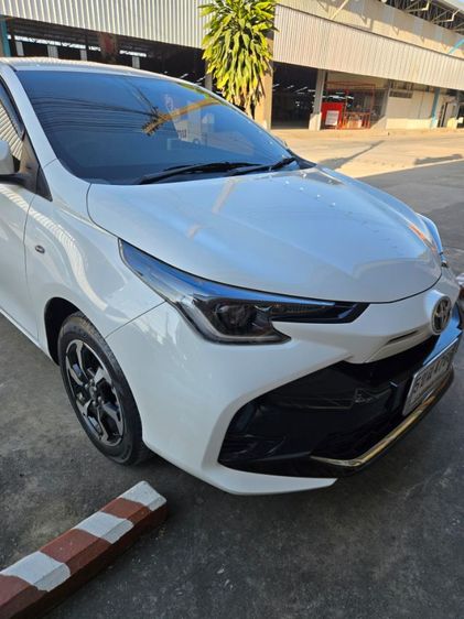 Toyota Yaris 2023 1.2 Smart Sedan เบนซิน ไม่ติดแก๊ส เกียร์อัตโนมัติ ขาว รูปที่ 3
