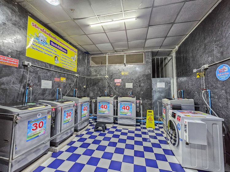 ขายเครื่องซักผ้าหยอดเหรียญ สภาพสวย ไม่โดนแดด  ใช้งานดีมาก ปกติดีทุกเครื่องครับ