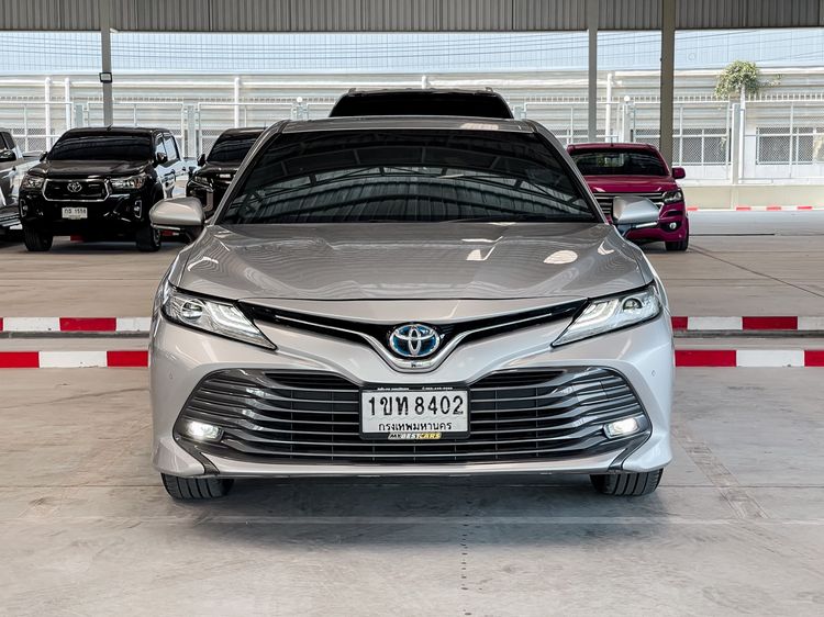Toyota Camry 2020 2.5 HV Sedan ไฮบริด ไม่ติดแก๊ส เกียร์อัตโนมัติ บรอนซ์เงิน รูปที่ 2