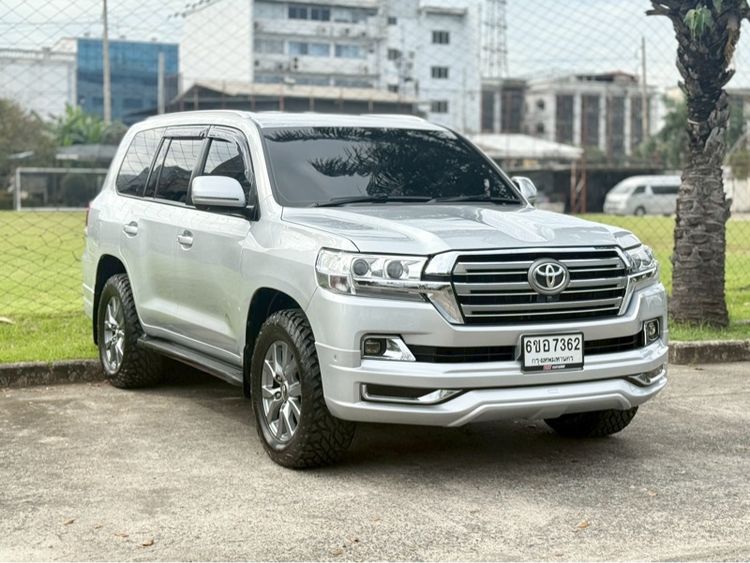 รถ Toyota Land Cruiser 4.7 VX 4WD สี เทา