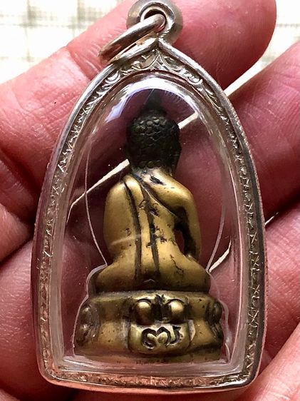 พระกริ่งเลี้ยมกอบเงินเก่าคะ รูปที่ 2