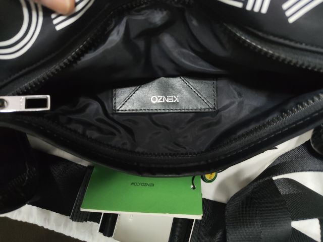 Kenzo แท้ กระเป๋าคาดเอว  ใหม่มาก รูปที่ 3
