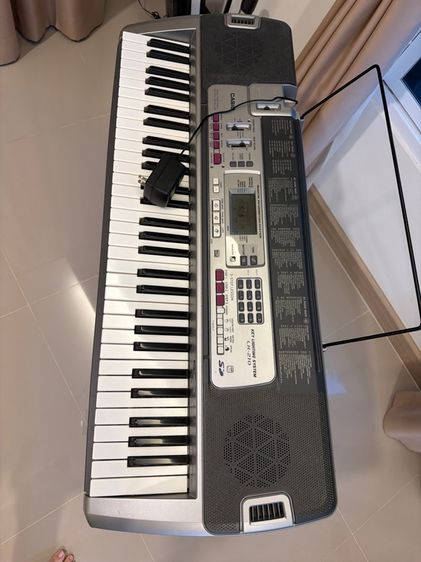 คีย์บอร์ดมาตรฐาน Casio LK-210 keyboard