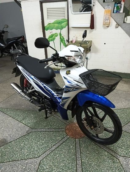 รุ่นท็อปเครื่องดีสีสวย