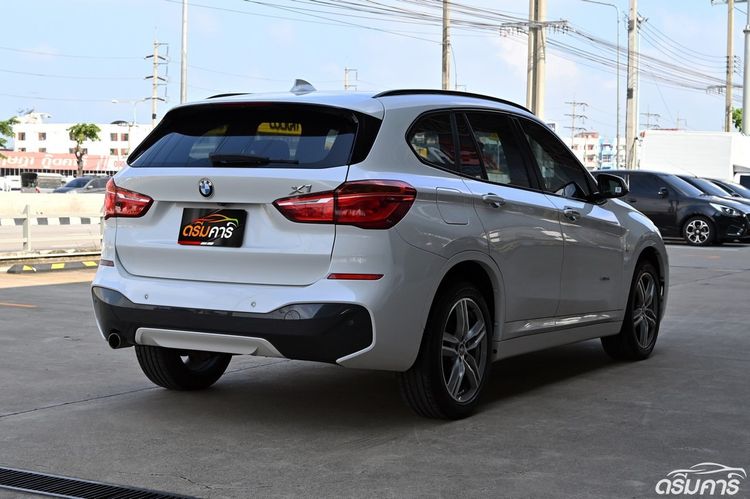 BMW X1 2017 2.0 sDrive18d M Sport Utility-car ดีเซล ไม่ติดแก๊ส เกียร์อัตโนมัติ ขาว รูปที่ 3