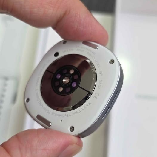 Samsung Galaxy Watch 8 40mm สี Silver ตัวช่วยบอกสัญญาณก่อนร่างรวน สภาพนางฟ้า ครบยกกล่อง แถมสายสวยๆ รูปที่ 7