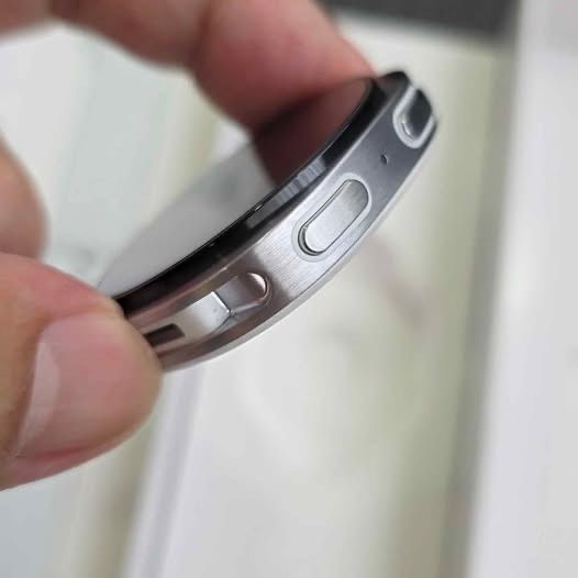 Samsung Galaxy Watch 8 40mm สี Silver ตัวช่วยบอกสัญญาณก่อนร่างรวน สภาพนางฟ้า ครบยกกล่อง แถมสายสวยๆ รูปที่ 5