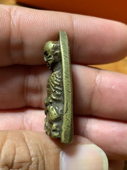 หลวงปู่ทวดหลังเตารีด รูปที่ 3