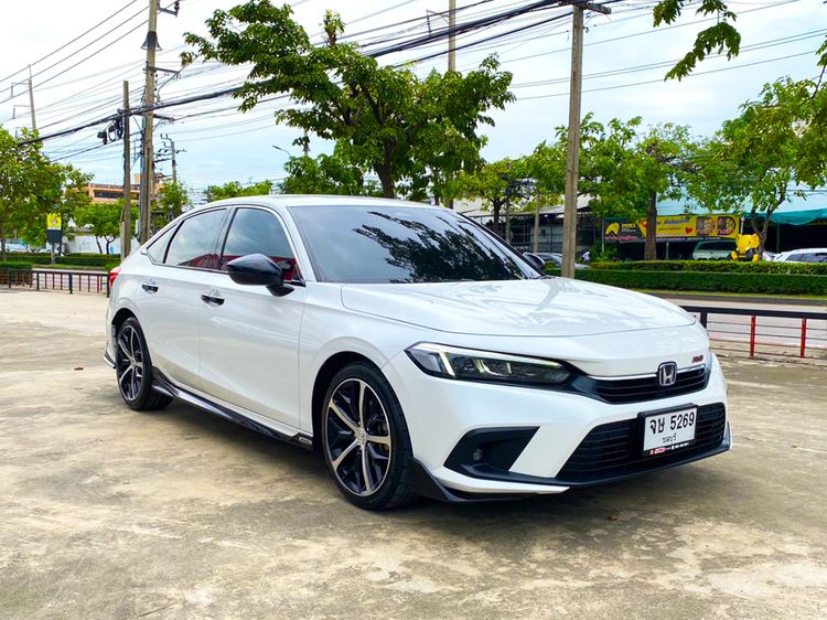 Honda Civic 2023 2.0 eHEV RS Sedan เบนซิน ไม่ติดแก๊ส เกียร์อัตโนมัติ ขาว รูปที่ 3