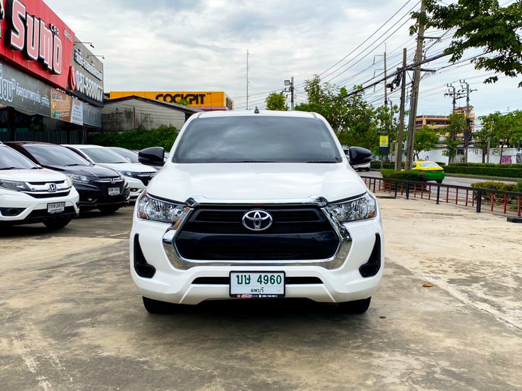 Toyota Hilux Revo 2022 2.4 Entry Pickup ดีเซล ไม่ติดแก๊ส เกียร์ธรรมดา ขาว รูปที่ 2