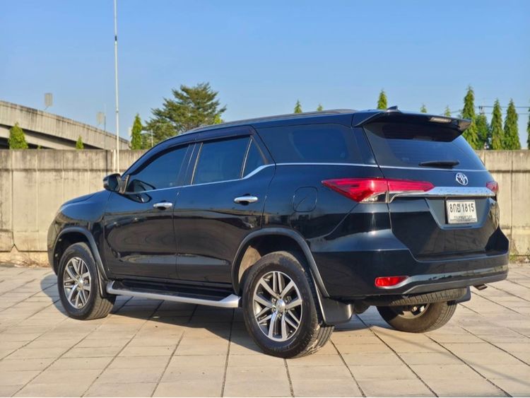 Toyota Fortuner 2019 2.4 V 4WD Utility-car ดีเซล ไม่ติดแก๊ส เกียร์อัตโนมัติ ดำ รูปที่ 3