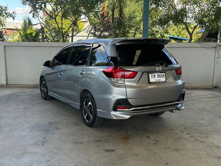 Honda Mobilio 2017 1.5 RS Utility-car เบนซิน ไม่ติดแก๊ส เกียร์อัตโนมัติ บรอนซ์เงิน รูปที่ 4