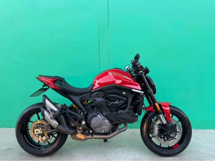 Ducati monster937 สีแดง ปี2022 วิ่ง200โล
