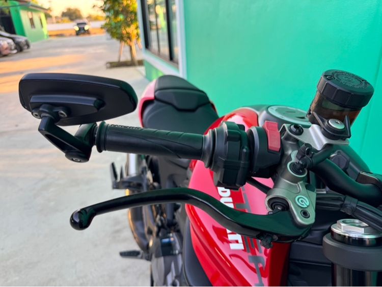 Ducati monster937 สีแดง ปี2022 วิ่ง200โล รูปที่ 13