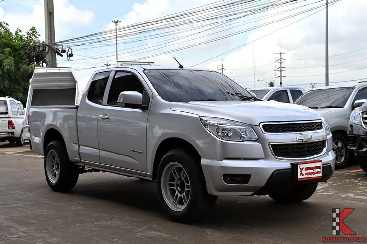 รถ Chevrolet Colorado 2.5 LT สี บรอนซ์เงิน