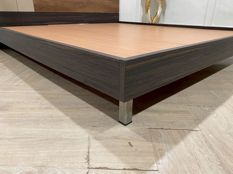 เตียงไม้ 6 ฟุต ขาเหล็ก ยี่ห้อ SB Furniture  รูปที่ 8